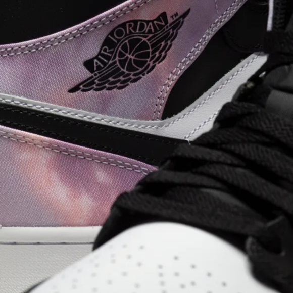 Jordan Sneakers - Picture 15 of 17